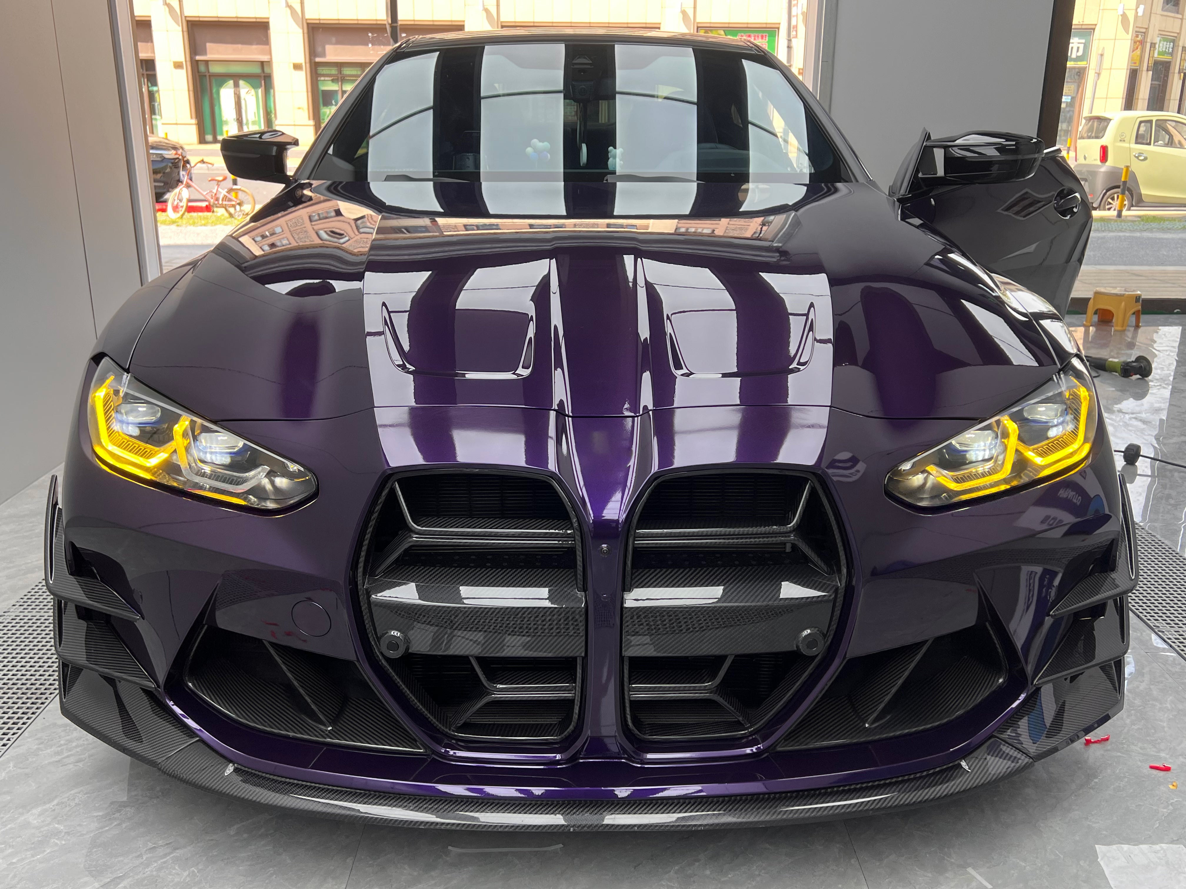 BMW M3/M4 G80/G82 Dry carbon fiber medium mesh front grille - Amxnx