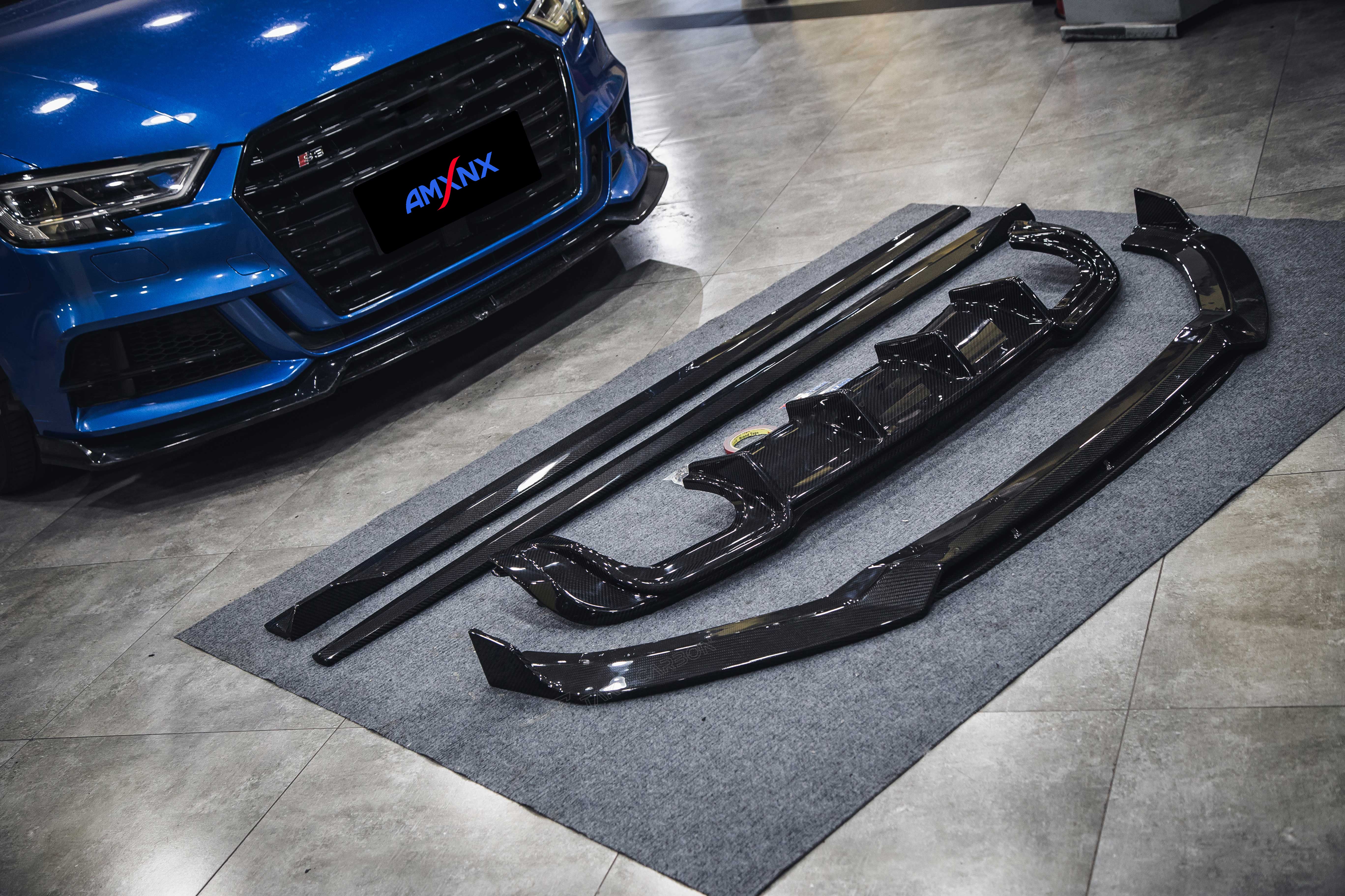 AUDI RS3 Dry carbon fiber rear lip with lamp - Amxnx