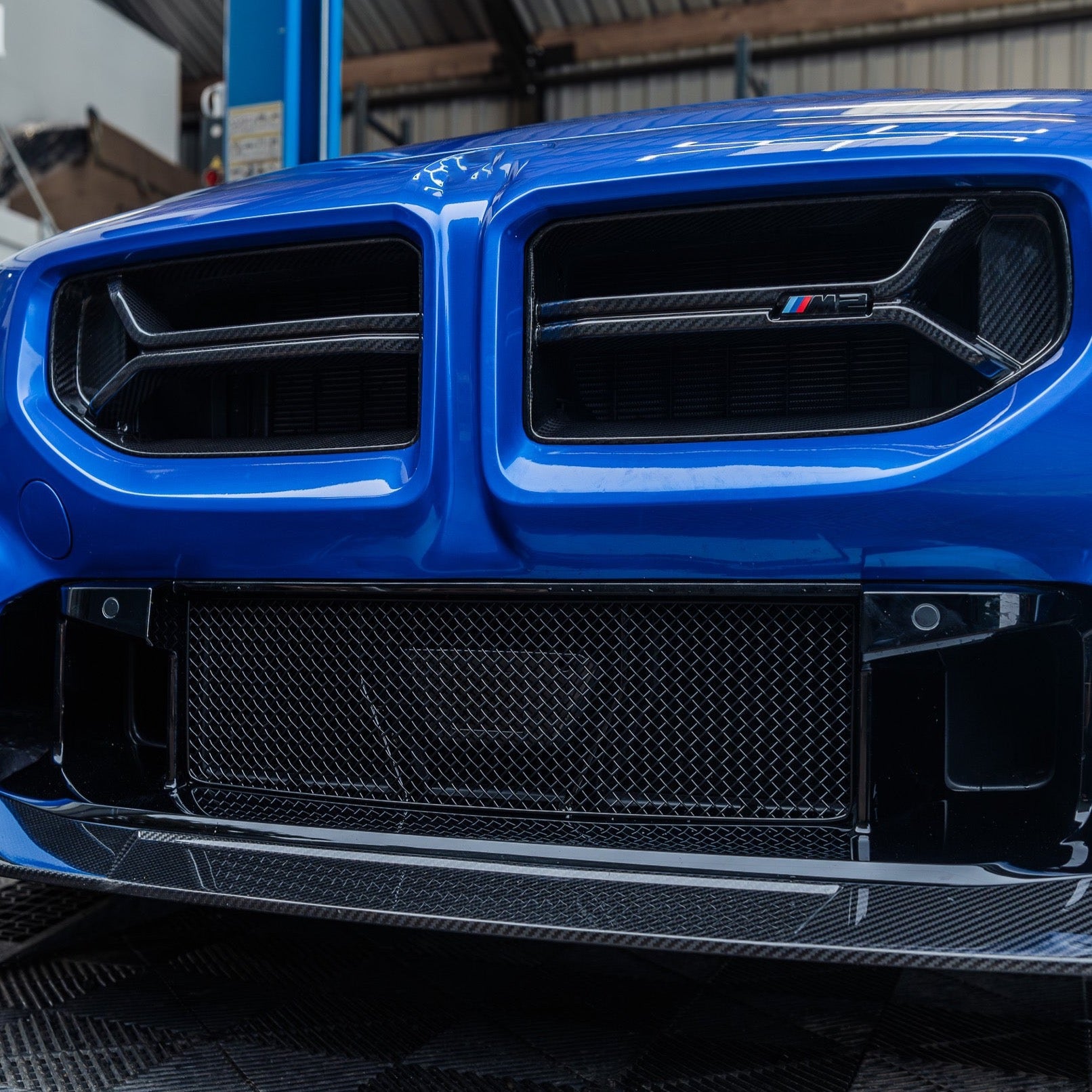 BMW M2 G87 Dry carbon fiber CSL medium mesh - Amxnx