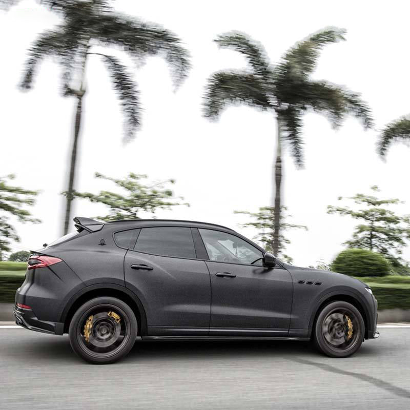 MASERATI LEVANTE Dry Carbon Fiber Side skirts