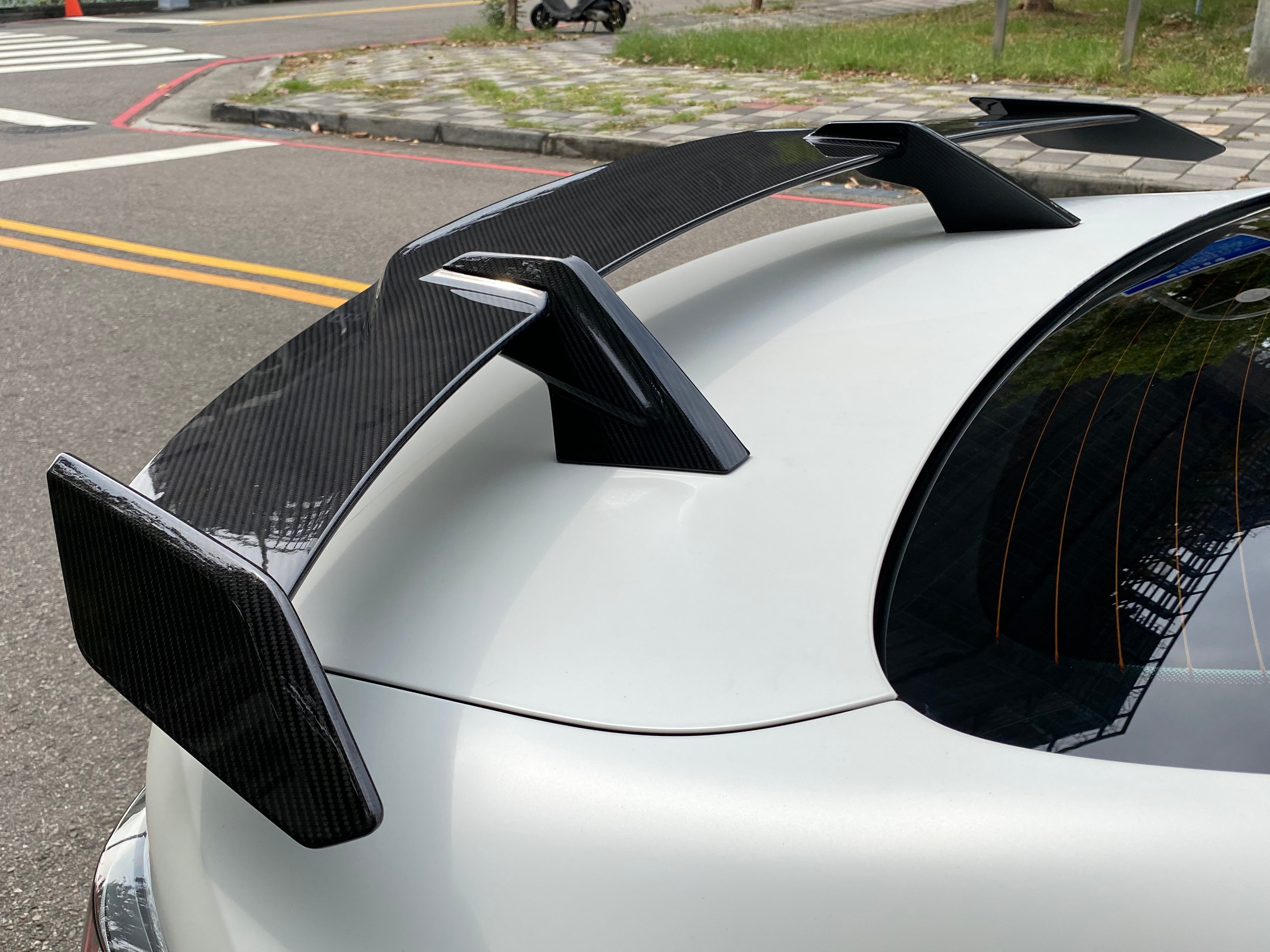 BMW M3/M4 G80/G82 Dry Carbon Fiber MP Rear Wing - Amxnx