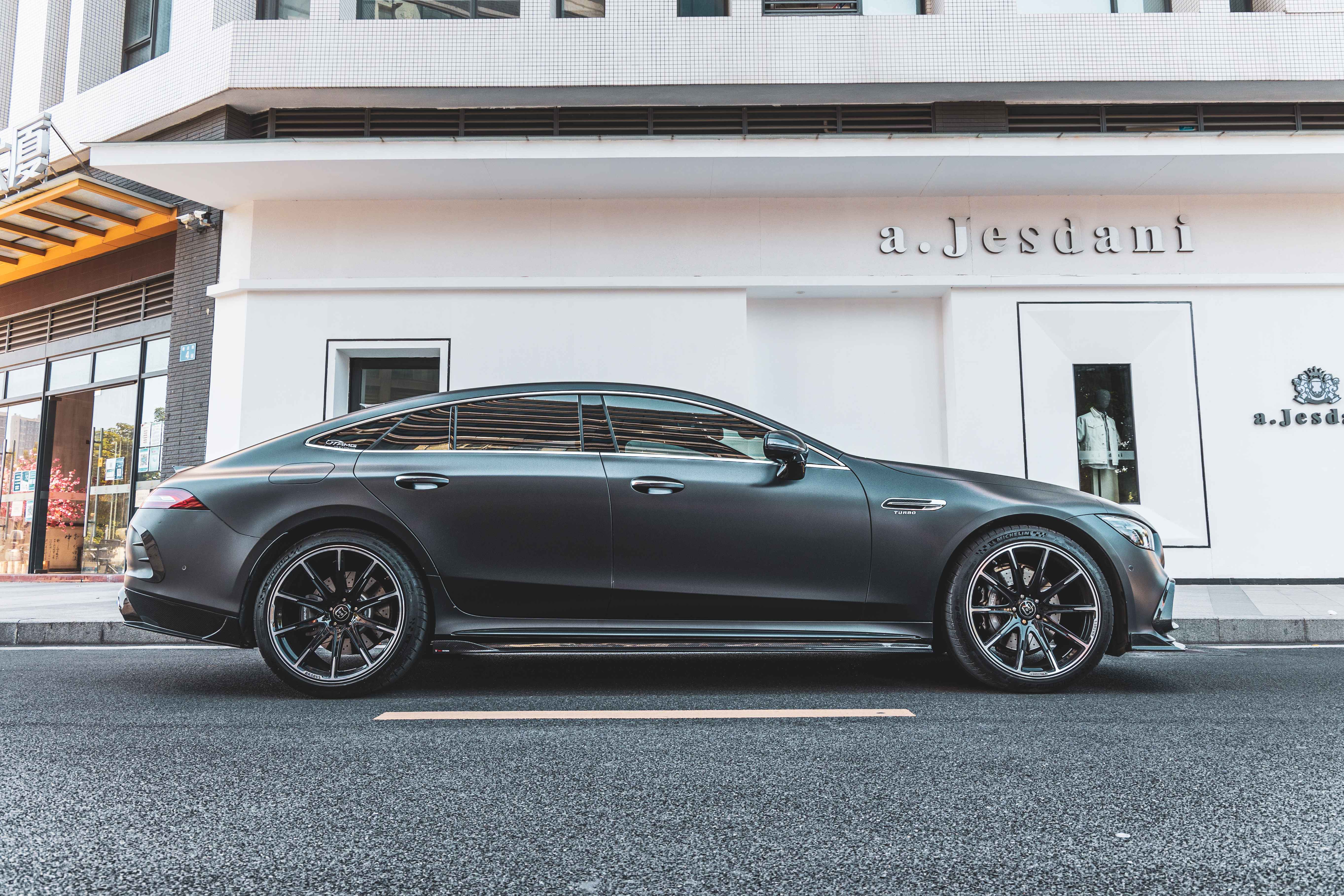 BENZ AMG GT50 Dry carbon fiber side skirt - Amxnx