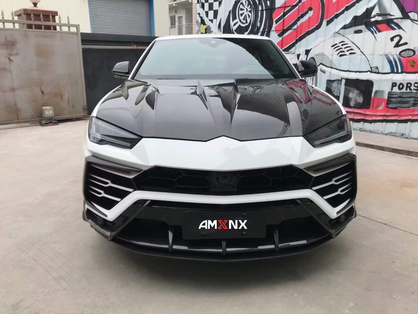 LAMBORGHINI URUS Dry carbon fiber STOP Style Upper front lip