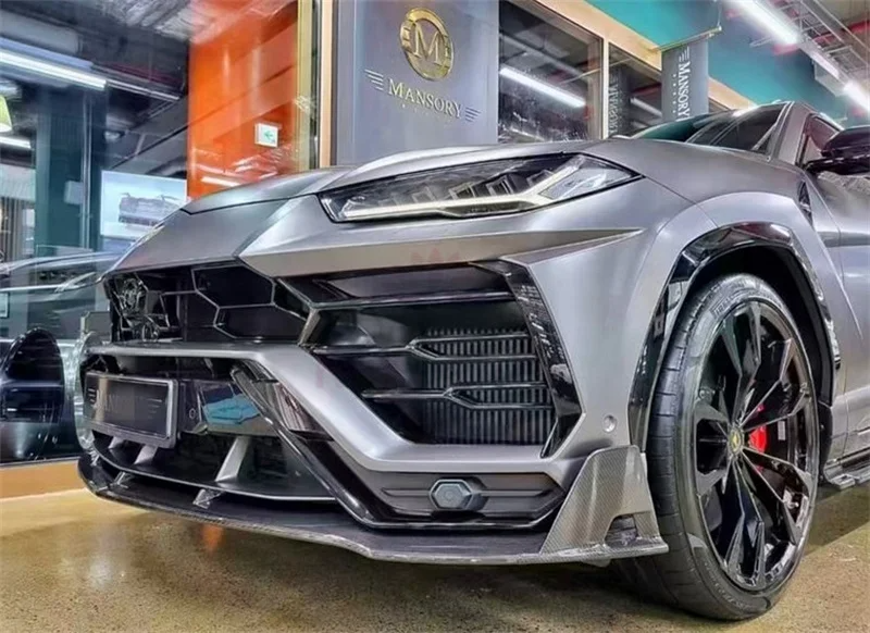 LAMBORGHINI URUS Dry carbon fiber Front lip