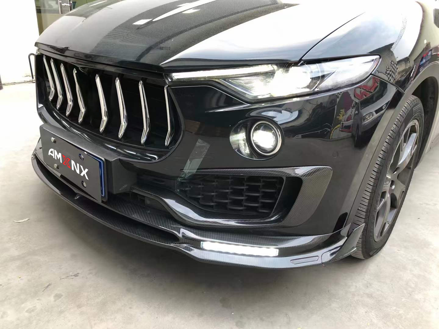 MASERATI LEVANTE Dry Carbon Fiber SD style front air intake trim