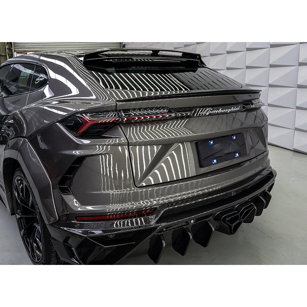 LAMBORGHINI URUS Dry carbon fiber SM Style Trunk lid trim