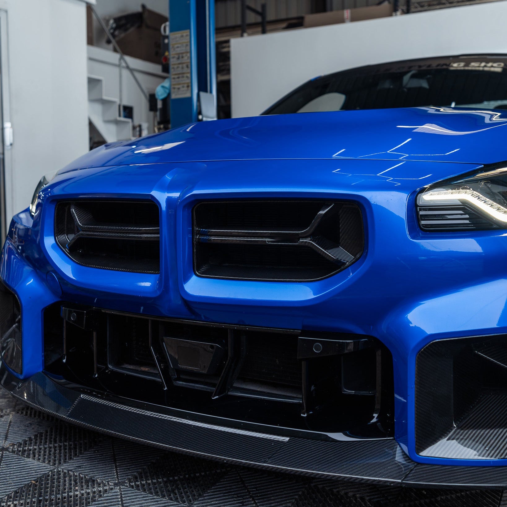 BMW M2 G87 Dry carbon fiber lower net