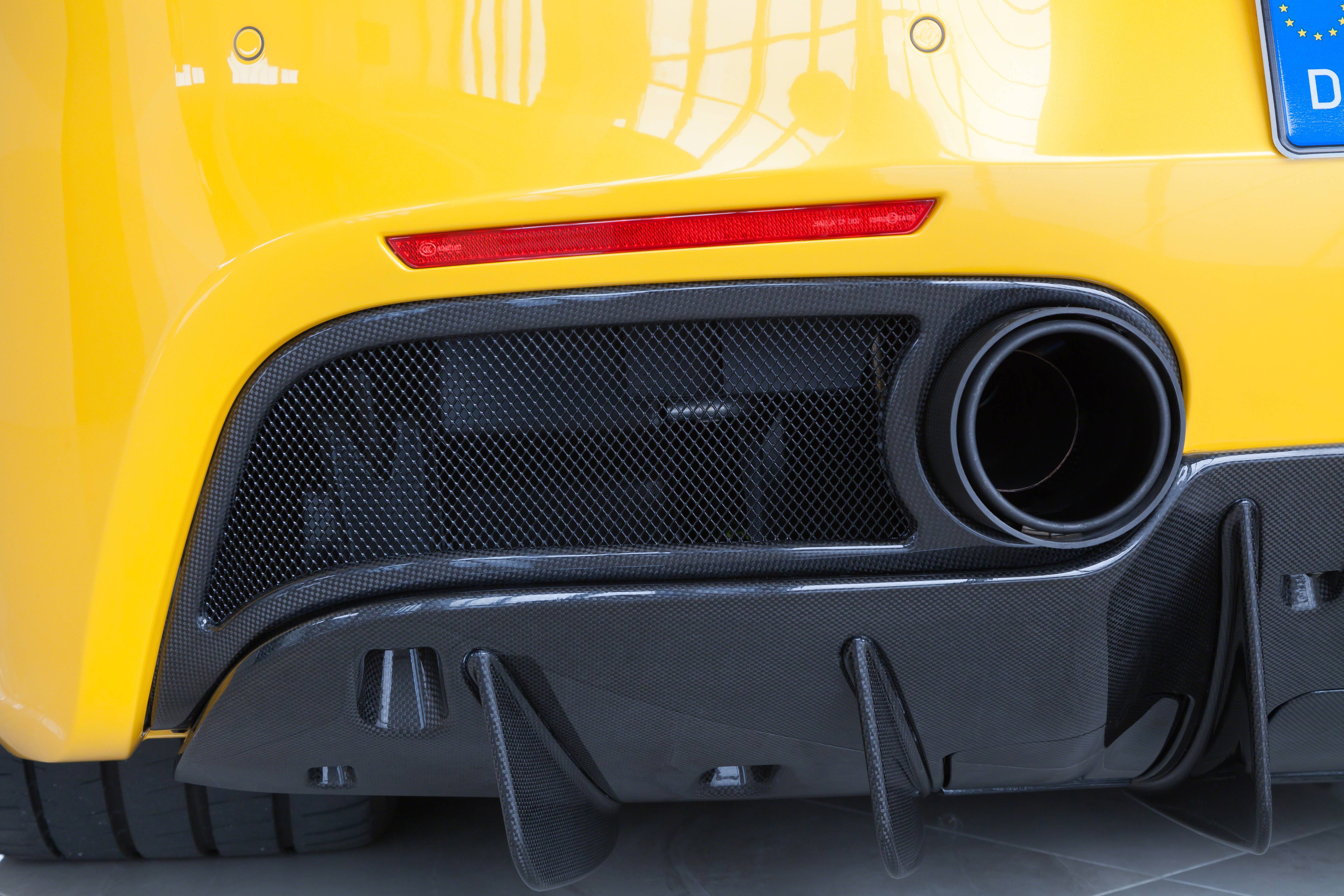 FERRARI 488 SC Dry carbon fiber Exhaust trim