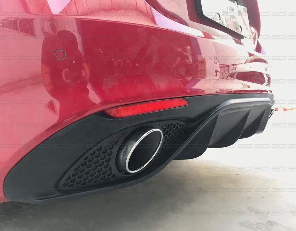 ALFA ROMEO STELVIO Dry carbon fiber Upgraded limited edition PP rear lip + tail nozzle