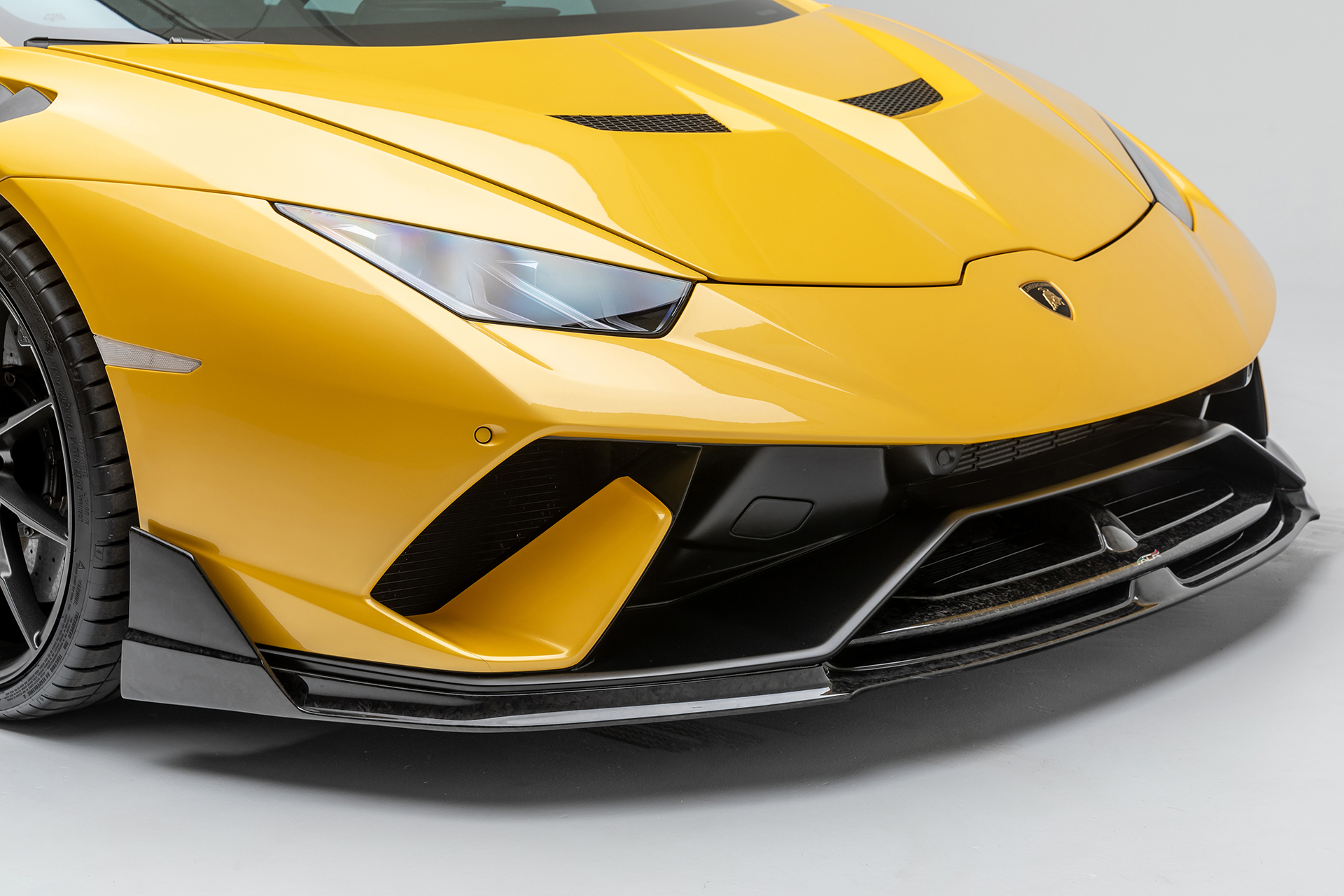 LAMBORGHINI LP580/LP610 Dry carbon fiber SV style hood